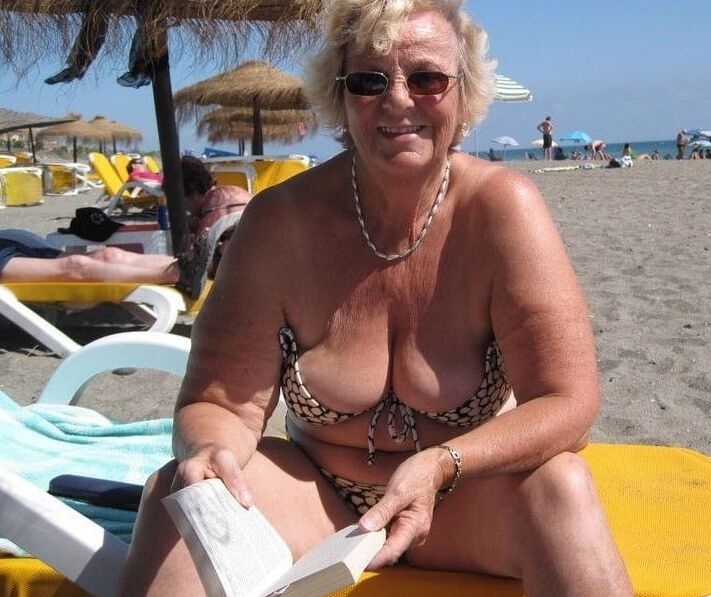 Granny Blond Beach