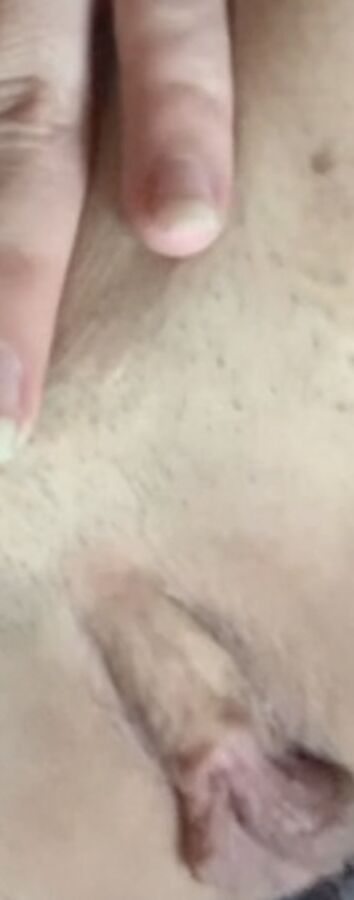 Check out this PUSSY!!!