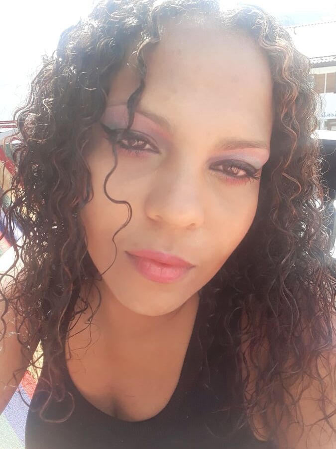 Rosaria milf bisexuel from Cariabian hot
