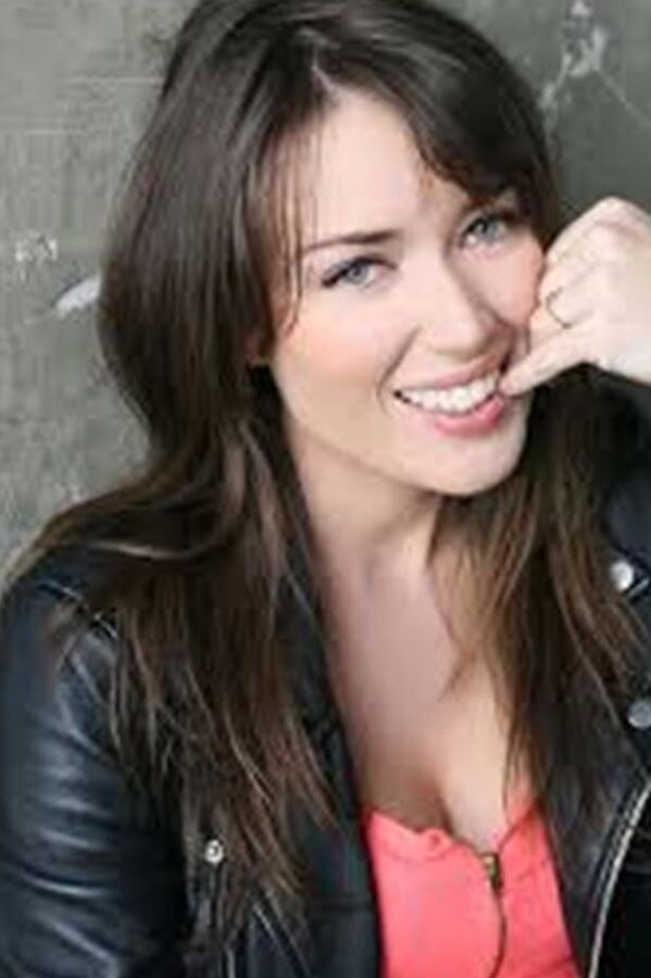 Elsa Esnoult