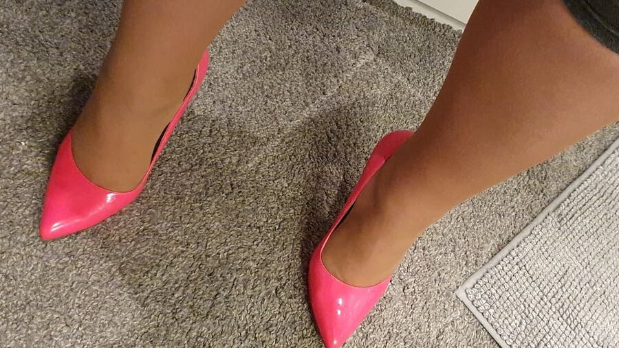 Pink fuck-me Heels