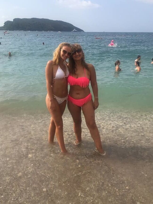 Opasna mama siromasne mamice horny MILF
