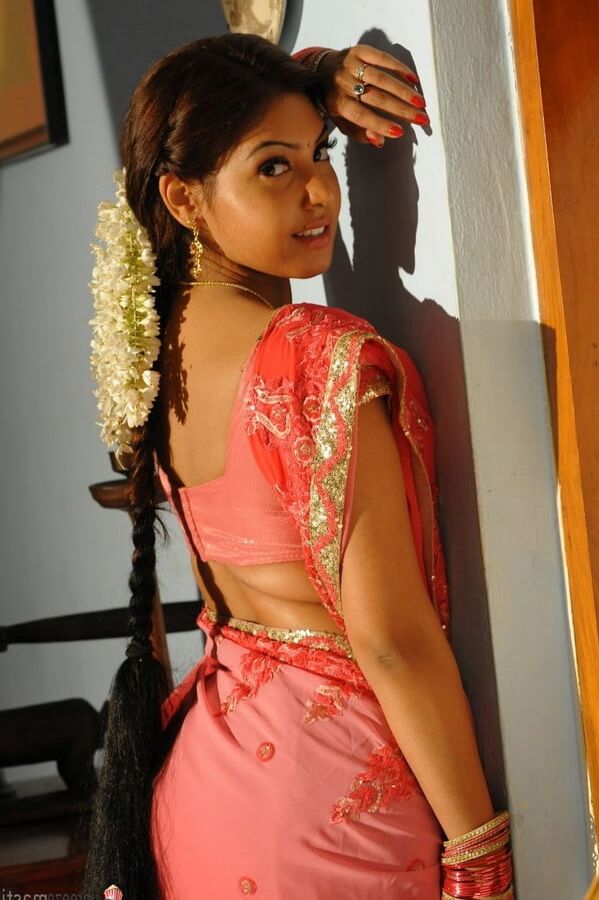 Komal Jha