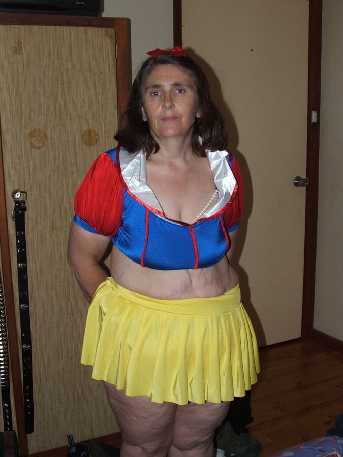 uniform bitch me