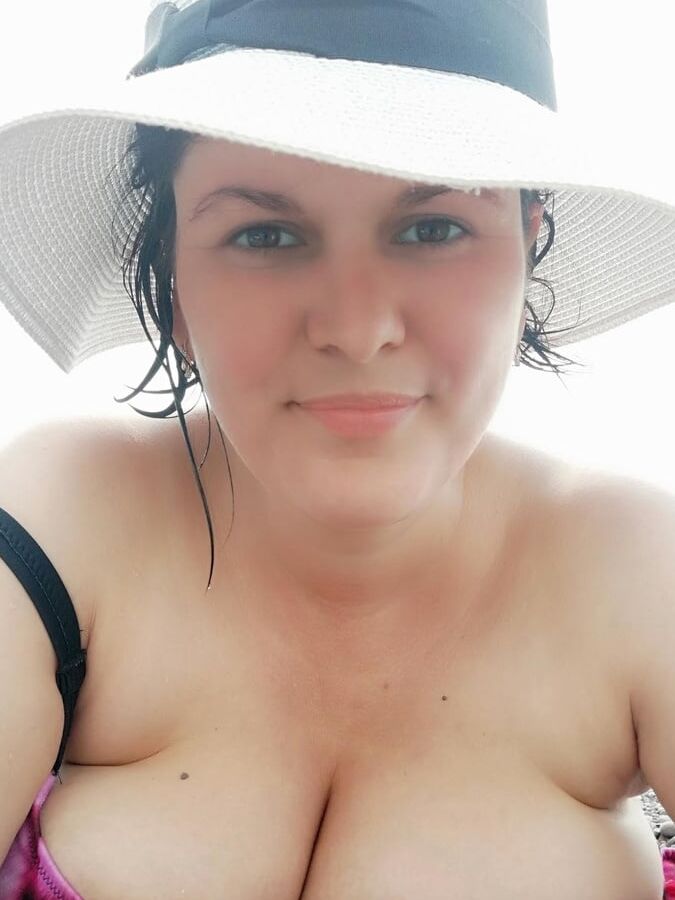 MASSIVE vacation JUGGS Elena
