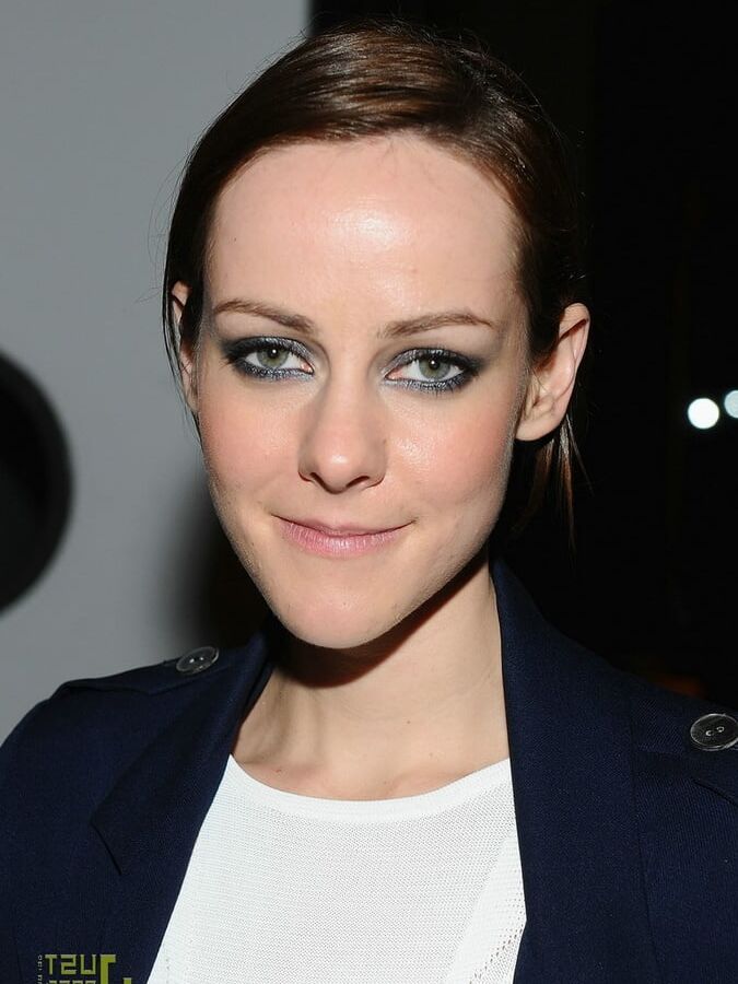 Jena Malone obsessed with her