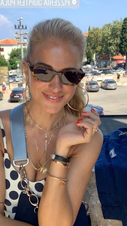 Burcu Esmersoy