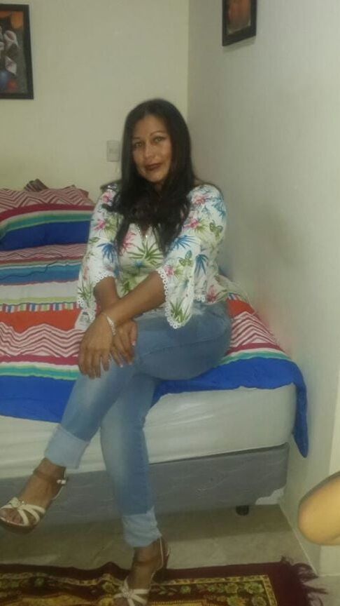adri nogera mature