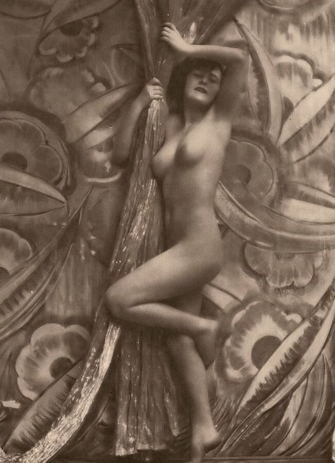 Nudes - to