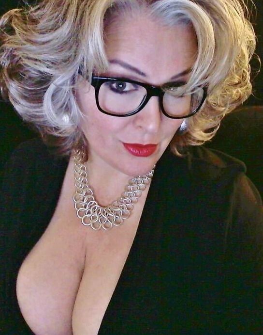 SexY Dressed LADY&;s
