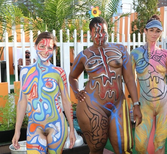 Bodypainted Curvy Thick Ebony