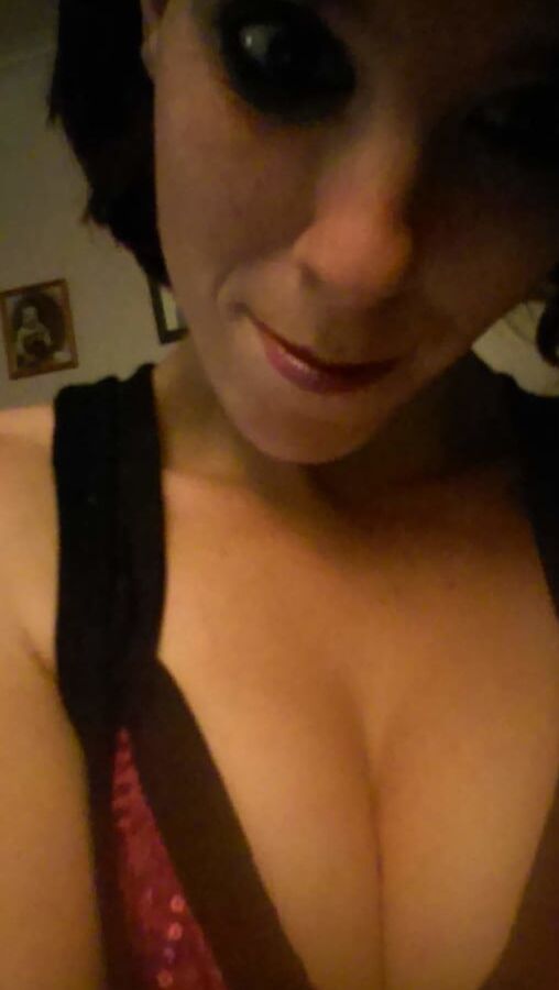 Petite Ohio tease