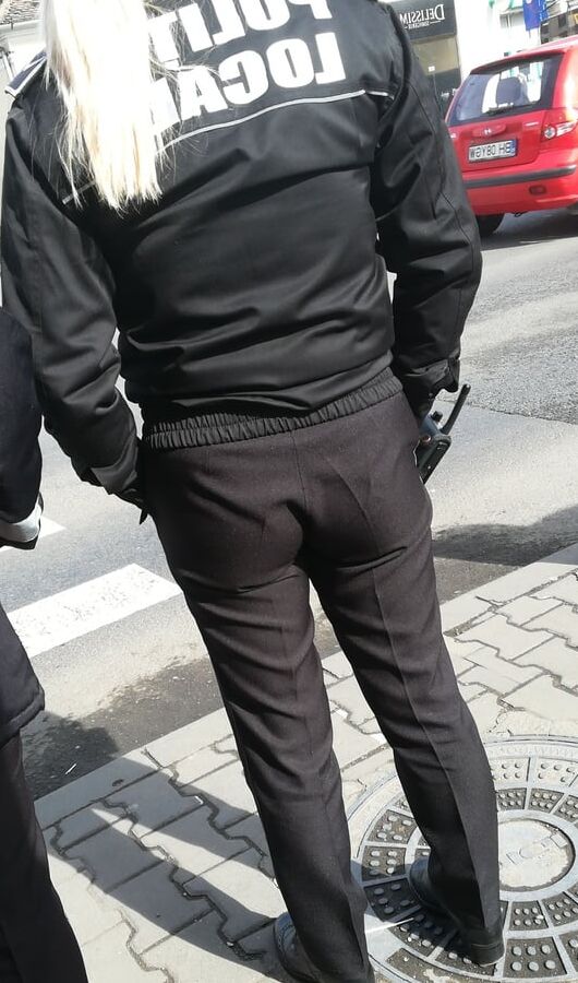 Romania ass
