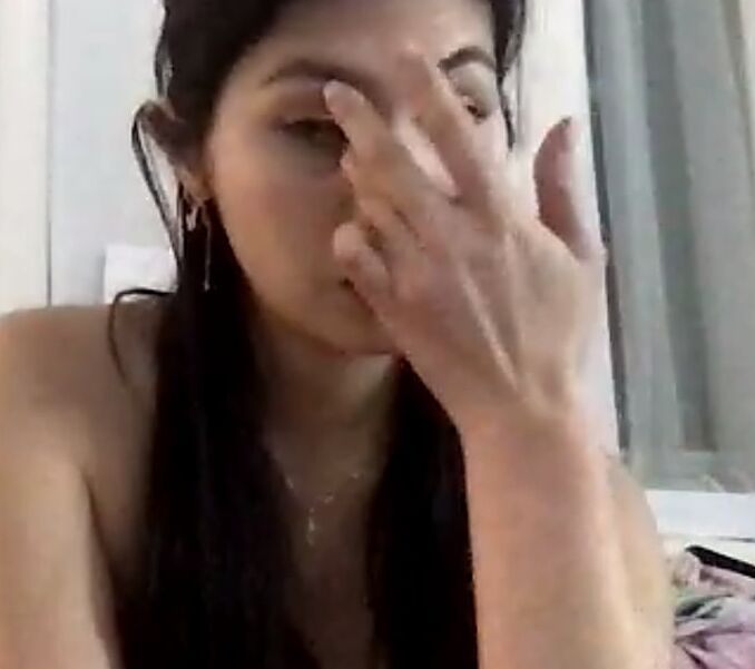 Asian Girl Vapes on Zoom session CAUGHT