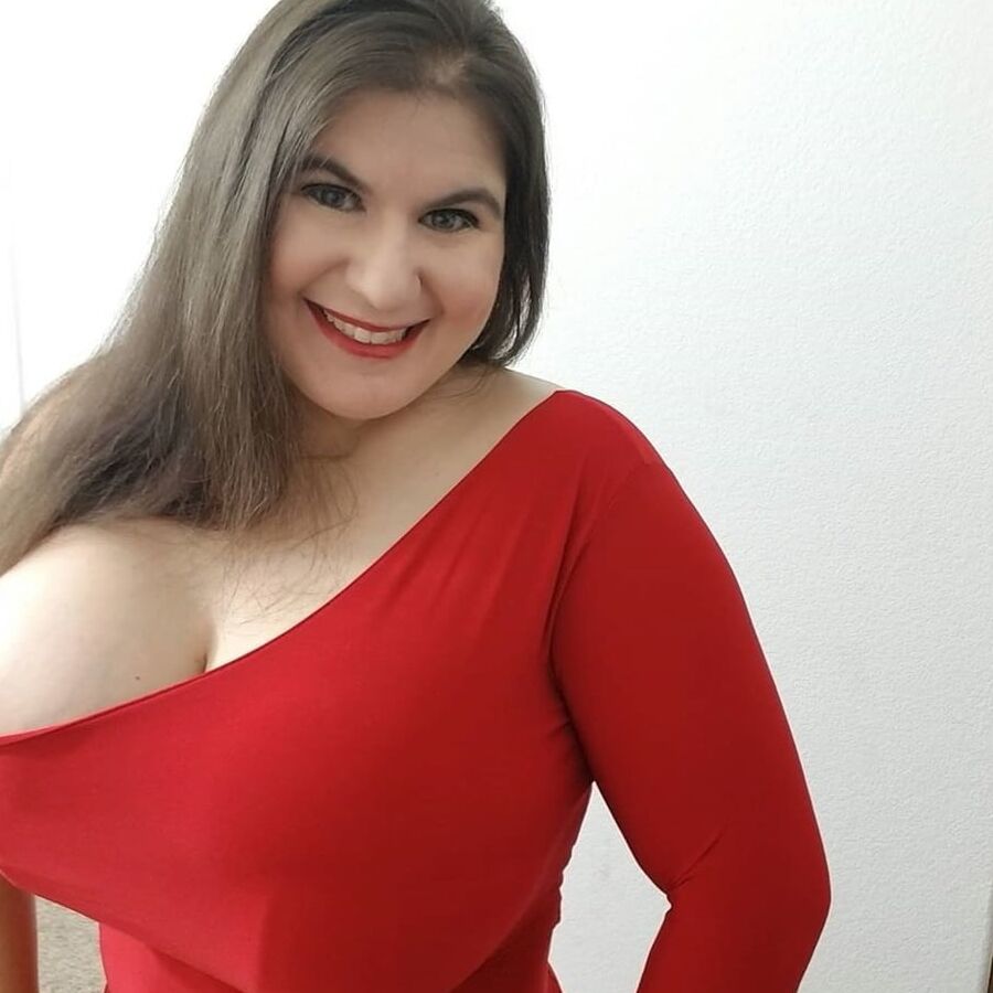 Bbw mix (Busty dressed)