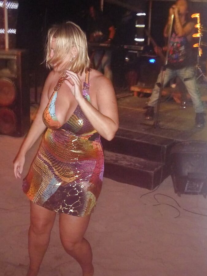 Big Tits MILF