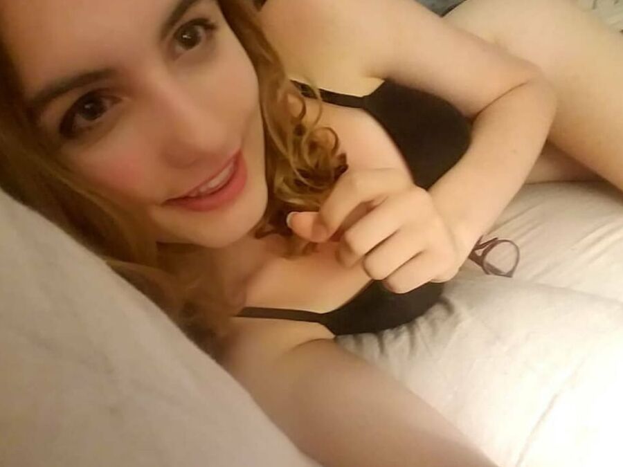 Sexy College Babe