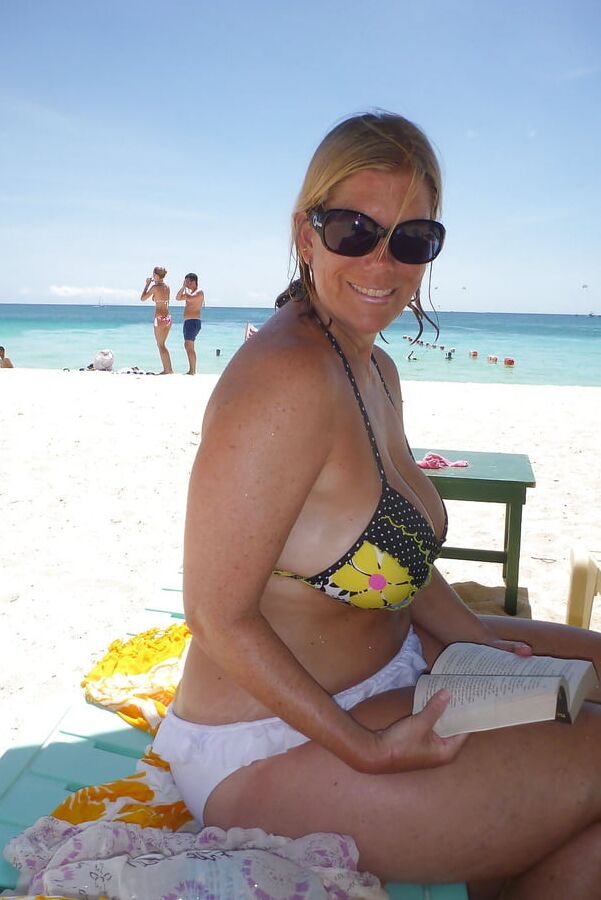 Big Tits MILF