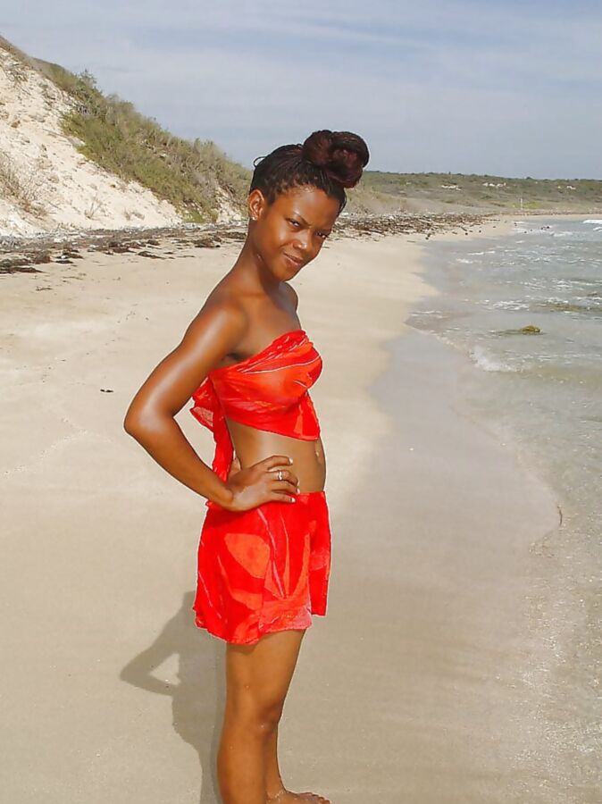 Young Ebony Sweet Melons of the Month(-)