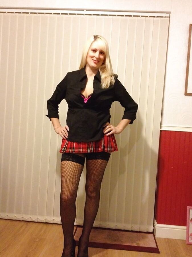 Blonde Webslut Milf Mom Exposed Uk Whore Webwhore Mass Favs