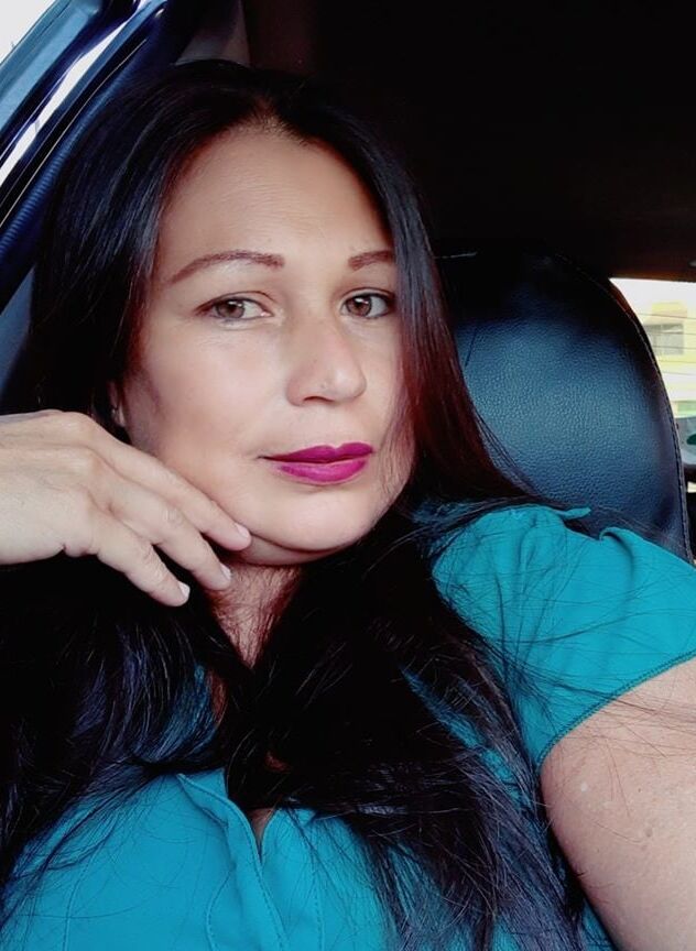 adri nogera mature