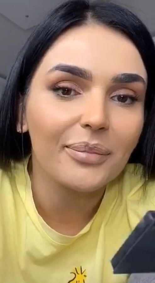 Jasmina Djuderija SLUT BOSNIAN --- KOMENTARISITE KURVU