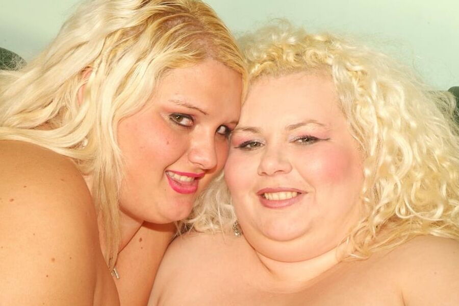 Bbw Melinda Balogh lesbienne avec blonde bbw