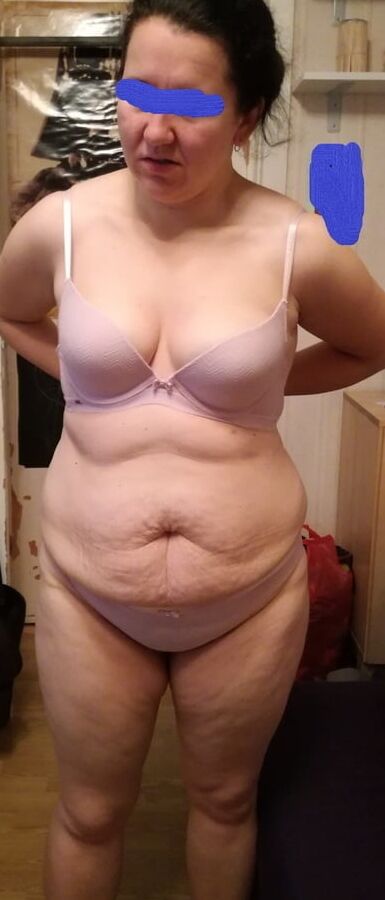 Proovi&;s slut pig wife (Exposed)