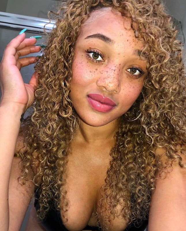 Baddie Of The Month(March )