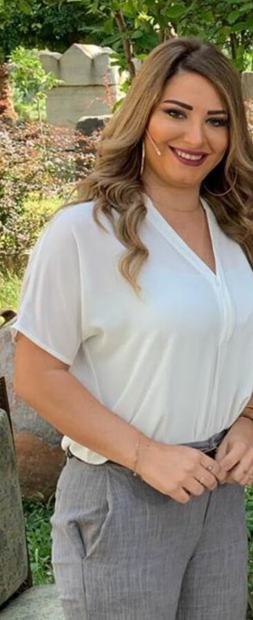 Arab Very Sexy Milf Mom Laya Part --Turkish Comments