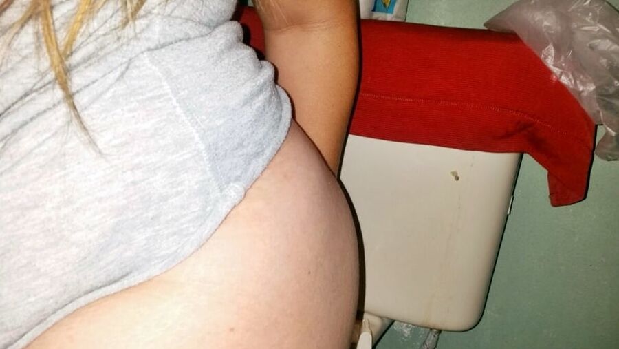 Sexy Latina Tends To Personal Matters And Her Thick Bush