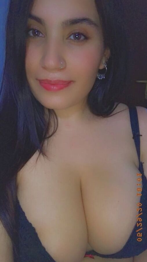 Turkish Kurdish chubby girl makes BBC horny
