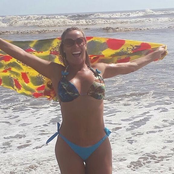 Liz enfermeira gostosa