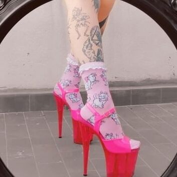 Extreme shoes