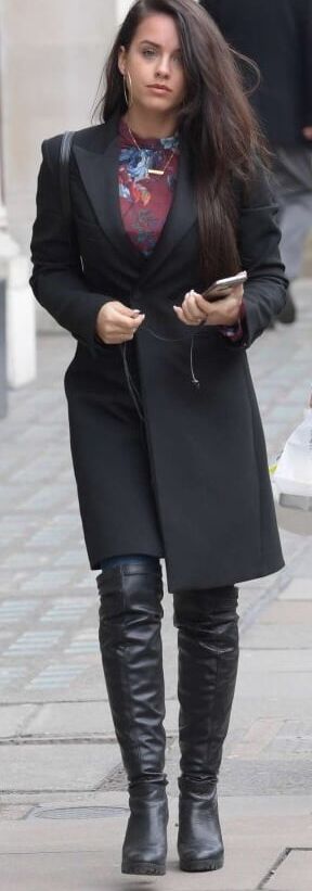 Female UK Soap Babes in boots
