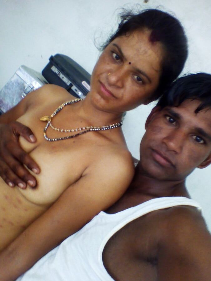 Sexy Bhabhi fucked with neighbour