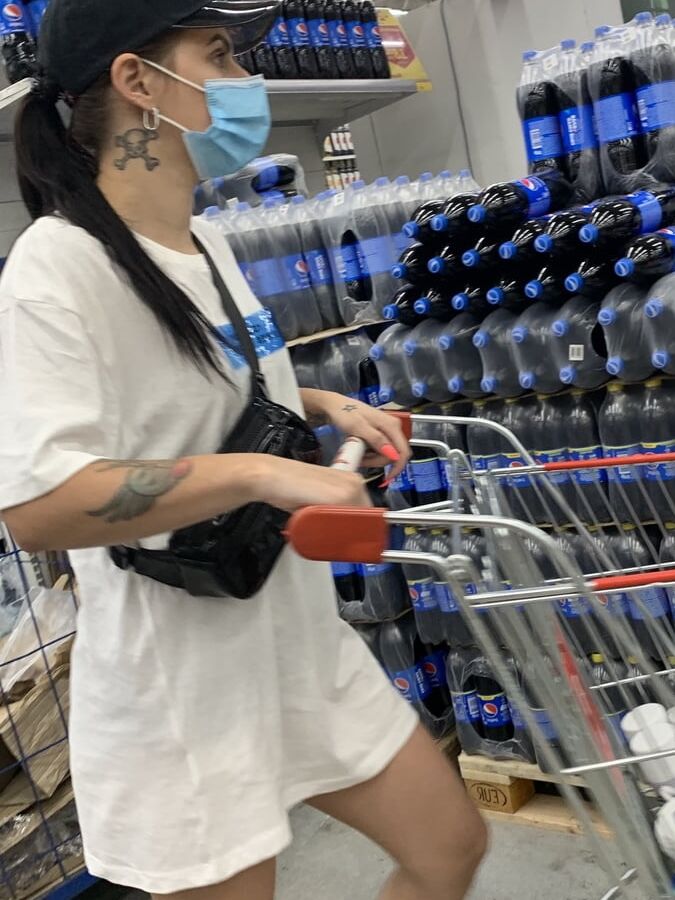 Beautiful gym lady. Upskirt sexy ass