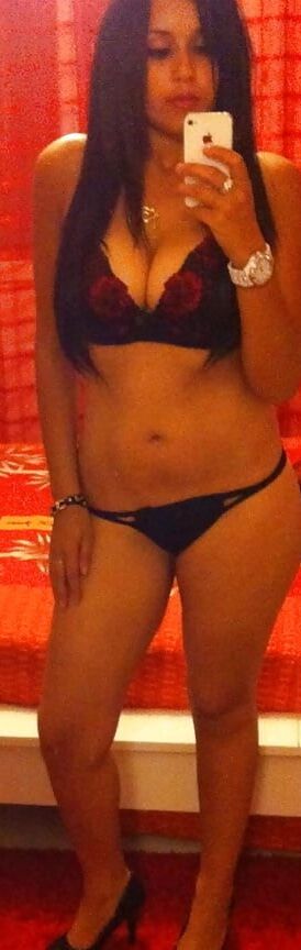 stuning desi mix