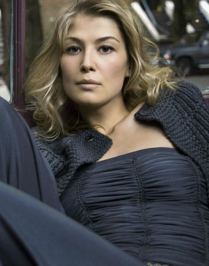 Celebrity Hot - Rosamund Pike