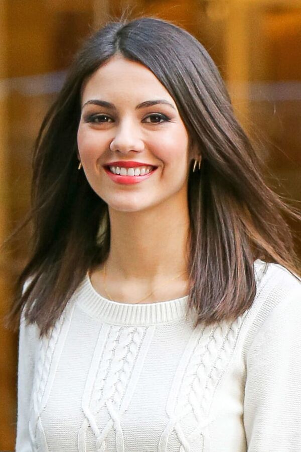 victoria justice out and about