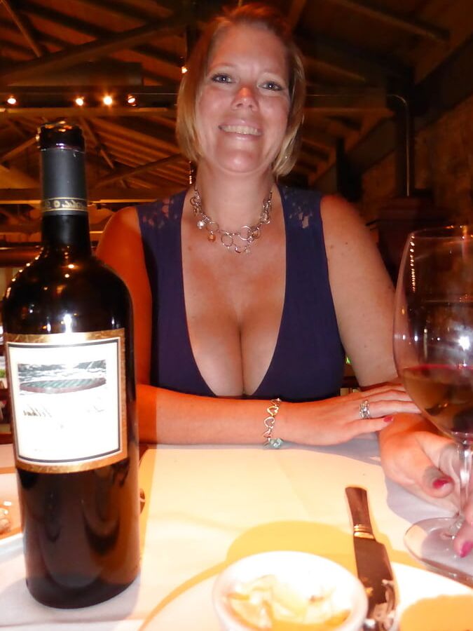 Big Tits MILF