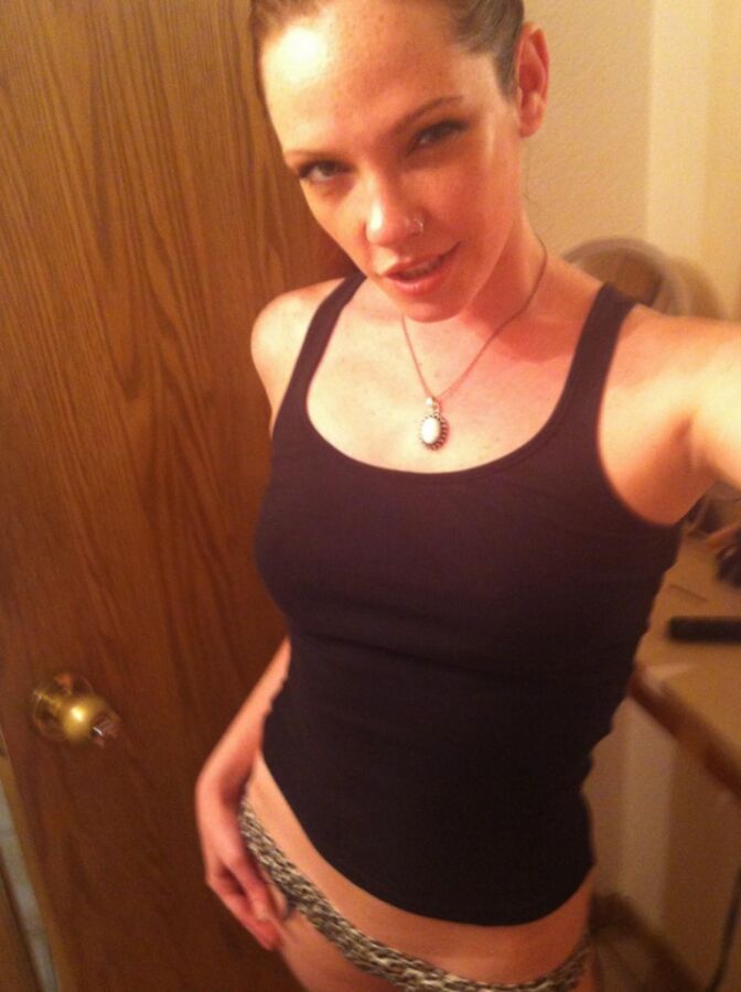 Casey-Sexy Selfies