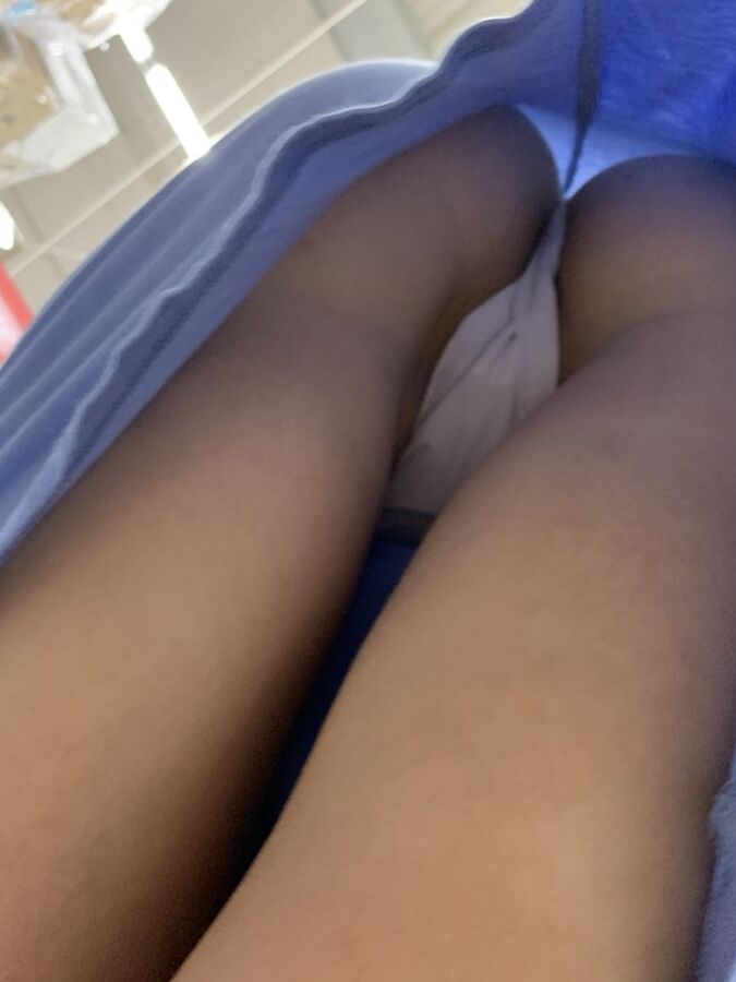 Mom show panties upskirt