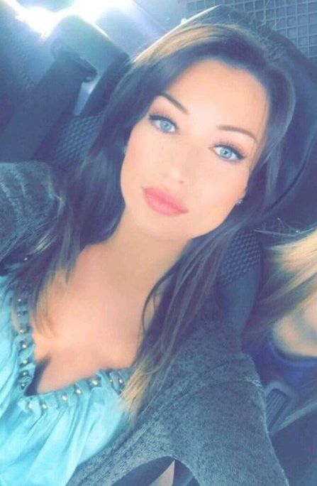 Elsa Esnoult