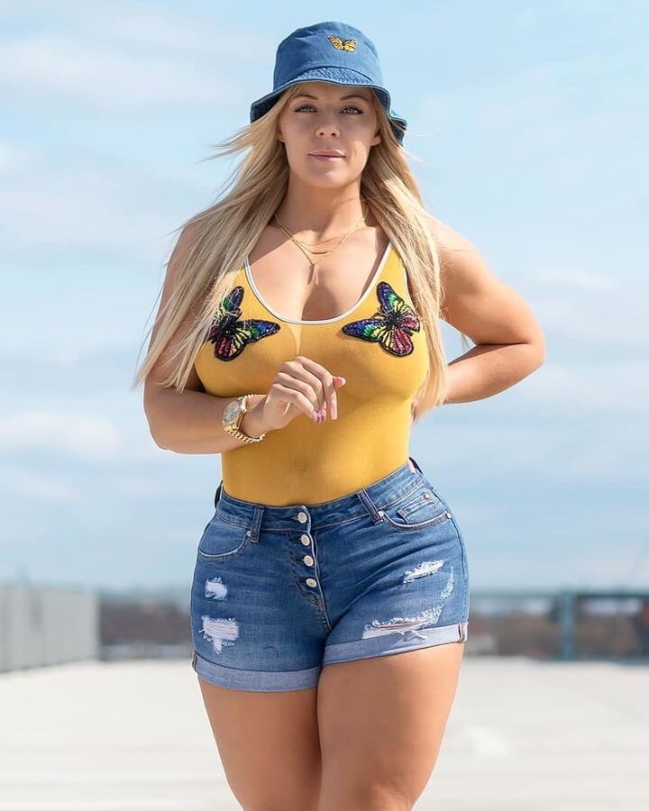 FITNESS MILF