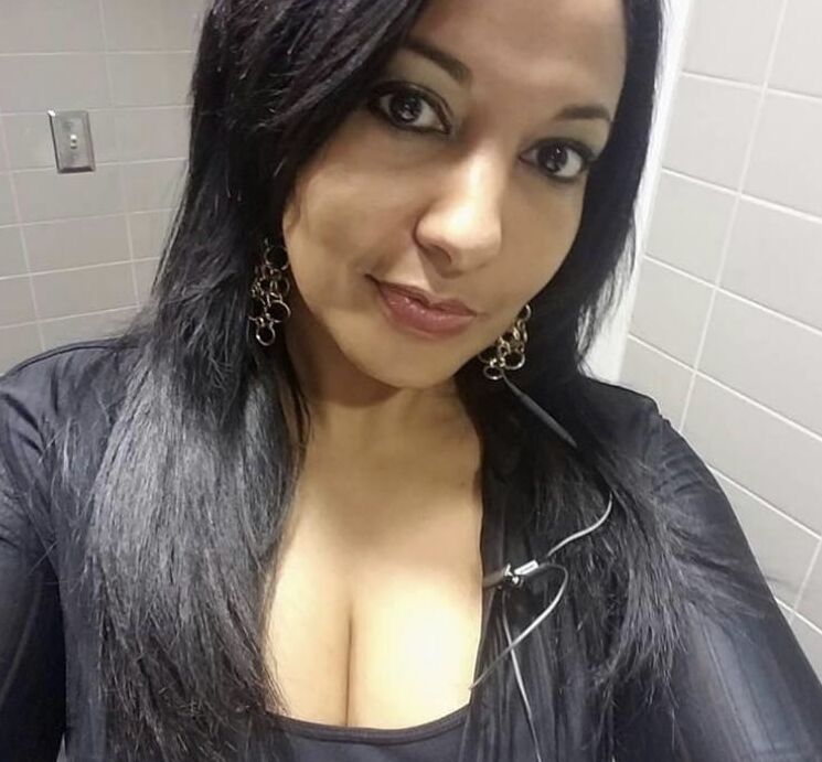Milf Latina Ass and Tits