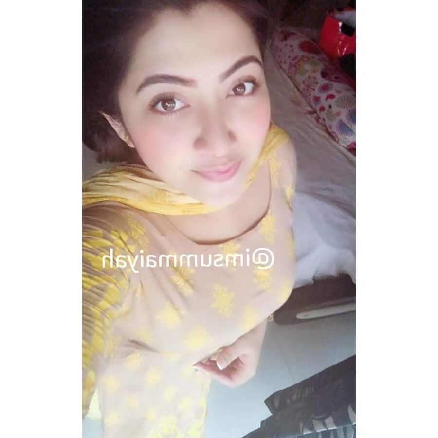 stuning desi mix