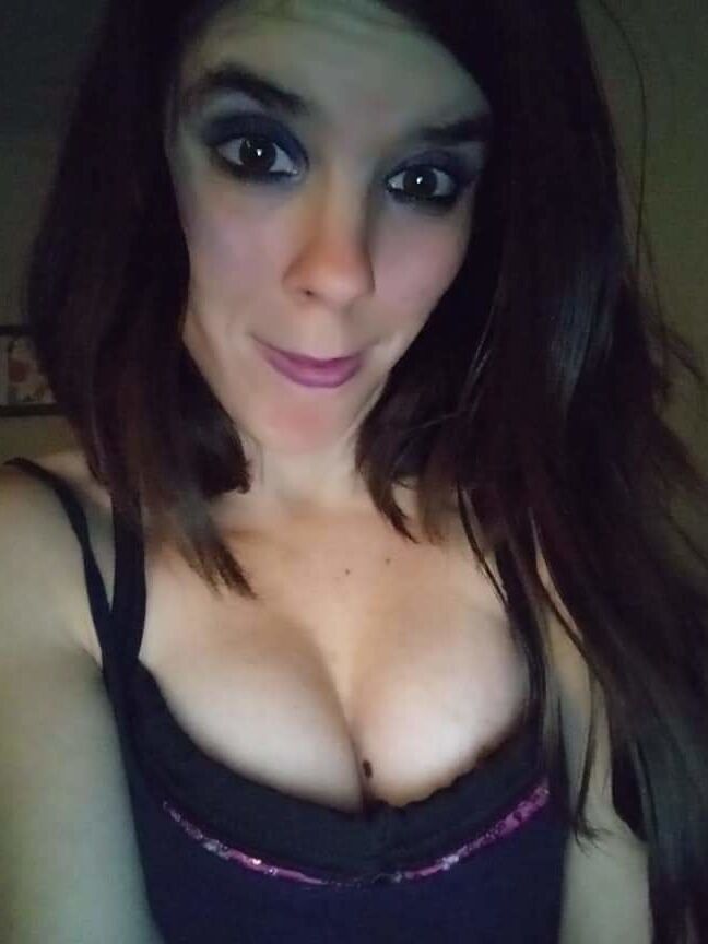 Petite Ohio tease