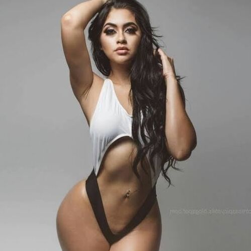 Jailyne ojeda sexy big ass
