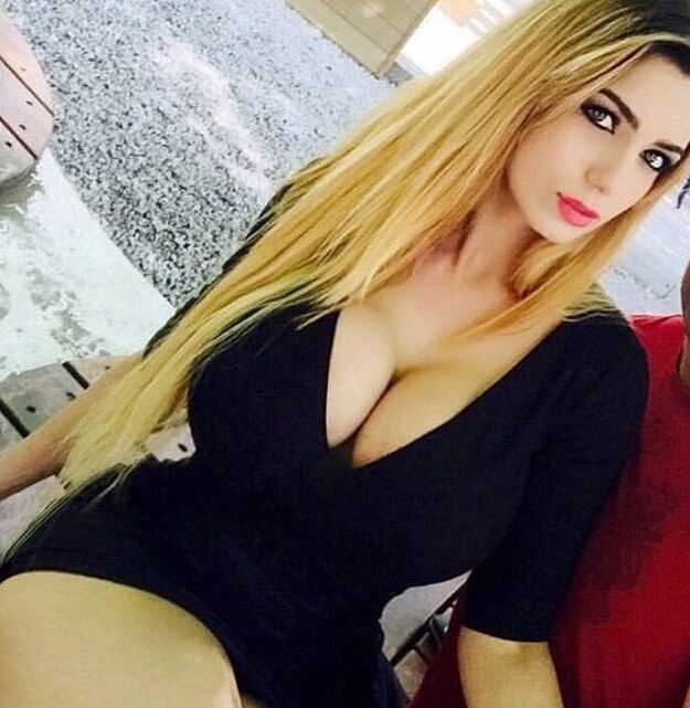 Massive Fake Tits Babe Adriana Alencar